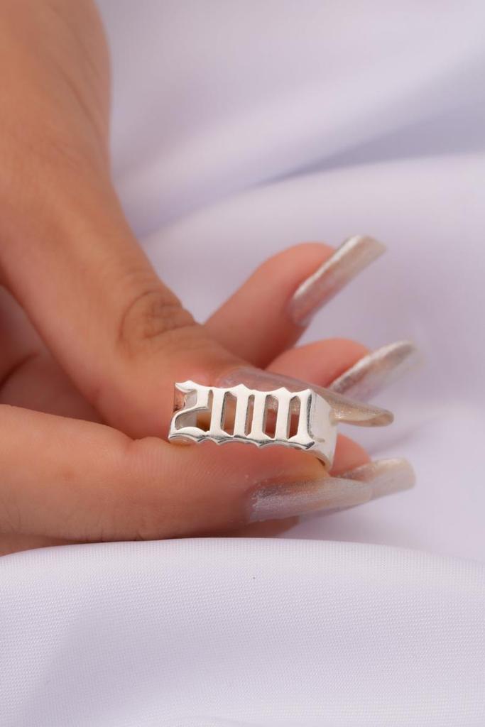 Baebie Gothic Date Ring